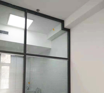 大慶隆升達門業(yè)-辦公隔斷